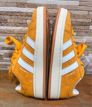 Adidas Campus 00s Pantone Talla 37.5 Amarillo