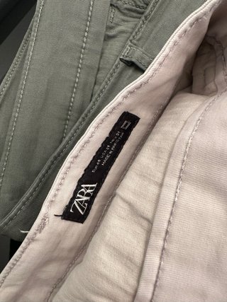 Lote de pantalones de vestir y vaqueros
