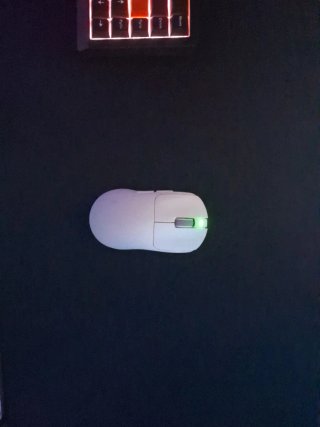 Tastiera e mouse da gaming RGB