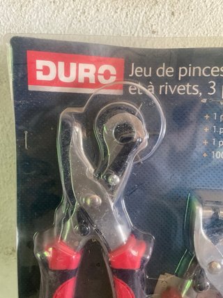 Juego 3 pinzas DURO sacabocados y remaches