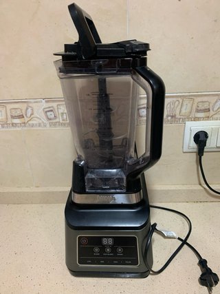 Batidora Ninja con vaso batidor