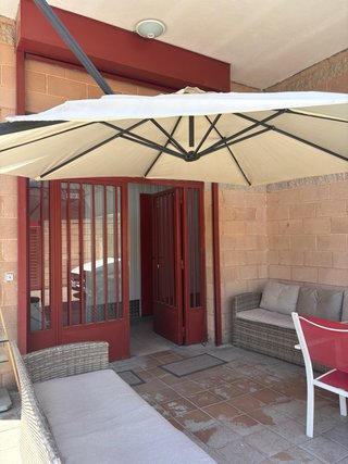 Sombrilla grande exterior beige