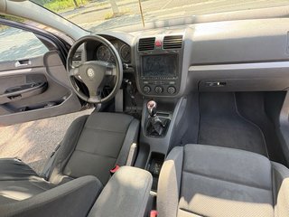 Volkswagen Golf 2005