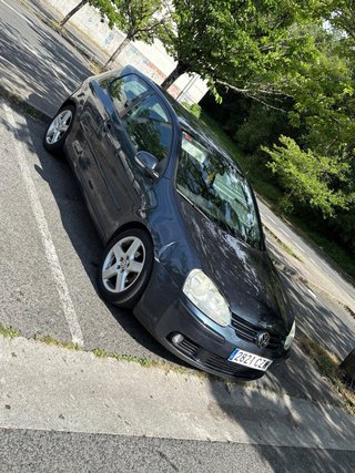 Volkswagen Golf 2005