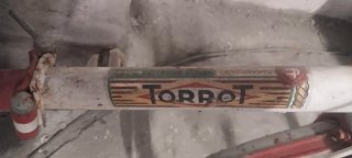 Bicicletas BH y Torrot antiguas para niño