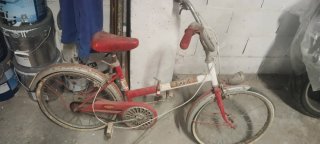 Bicicletas BH y Torrot antiguas para niño