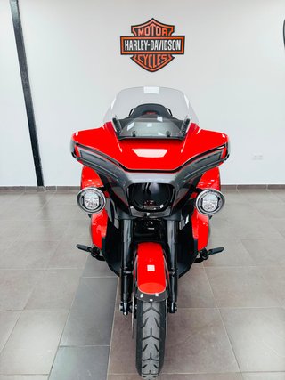 Harley Davidson CVO Street Glide Trike