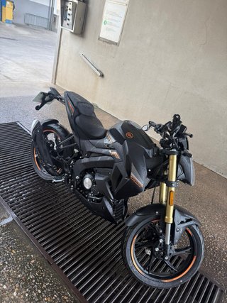 Keeway RKF 125