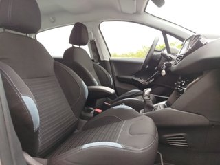 Peugeot 208 2015