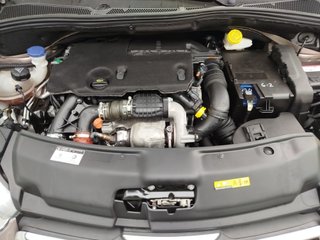 Peugeot 208 2015