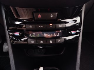 Peugeot 208 2015