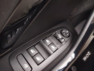 Peugeot 208 2015