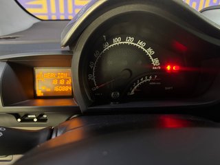 Toyota iQ 1.0 68cv | Etiqueta C - Ideal Ciudad