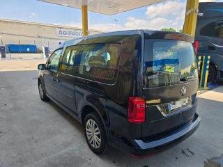 Volkswagen Caddy 2.0 tdi 150 cv 7 plz pegatina c 2