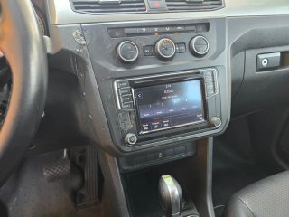 Volkswagen Caddy 2.0 tdi 150 cv 7 plz pegatina c 2
