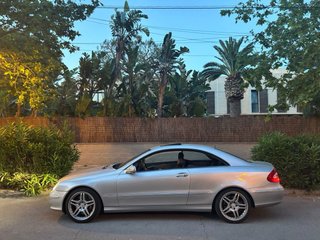 Mercedes-Benz  CLK 2005