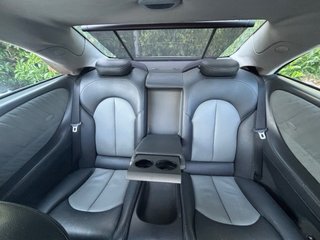 Mercedes-Benz  CLK 2005