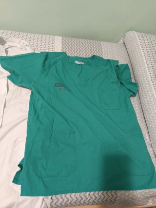 2 Batas Blancas Médico/Enfermero Talla 44