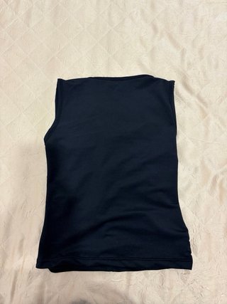 Top River Island Negro Talla M