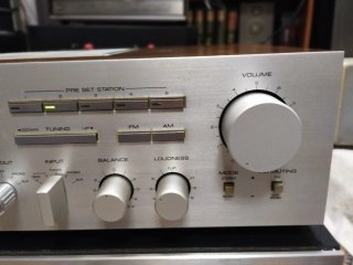 Receptor Yamaha R-700 Plata/Madera