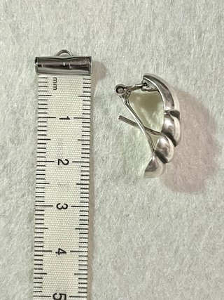 Pendientes de plata con diseño en relieve vintage