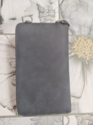 Cartera Pepe Jeans gris con bolsillo móvil