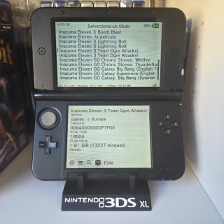 Nintendo 3DS XL ROSSA CON MOLTI GIOCHI
