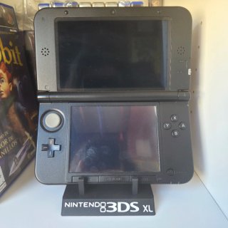 Nintendo 3DS XL ROSSA CON MOLTI GIOCHI