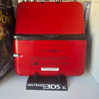 Nintendo 3DS XL ROSSA CON MOLTI GIOCHI