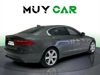 Jaguar XE 2.0 Diesel XE-Pure RWD 132 kW (180 CV)