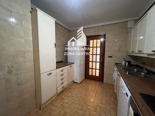 Piso en venta en Campo de la Juventud en Palencia
