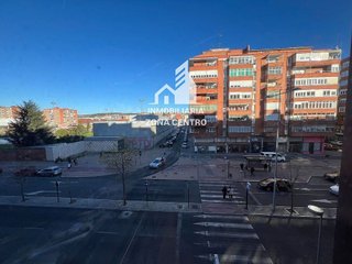 Piso en venta en Campo de la Juventud en Palencia
