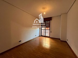 Piso en venta en Campo de la Juventud en Palencia