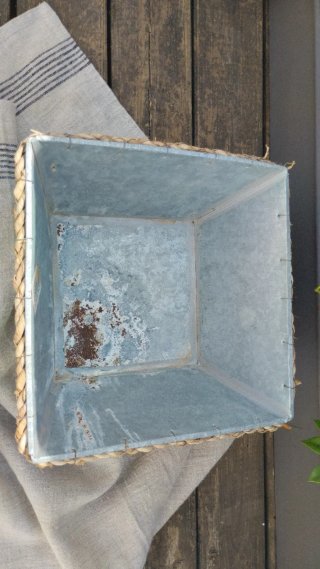 Set di innaffiatoio e vasi in zinco per giardino o terrazzo