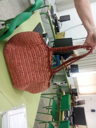 Bolso de verano tejido