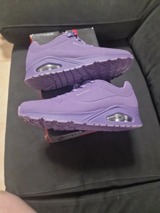 Zapatillas Skechers Moradas Talla 41