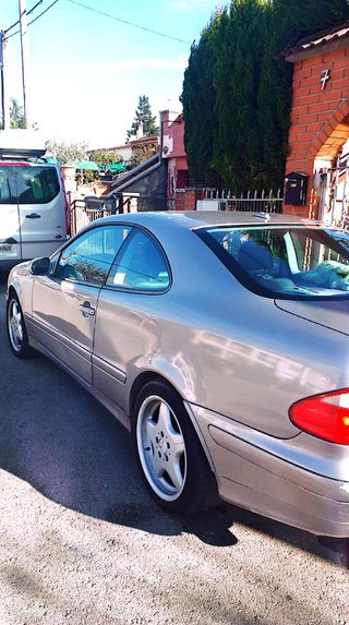 Mercedes-Benz  CLK 2001
