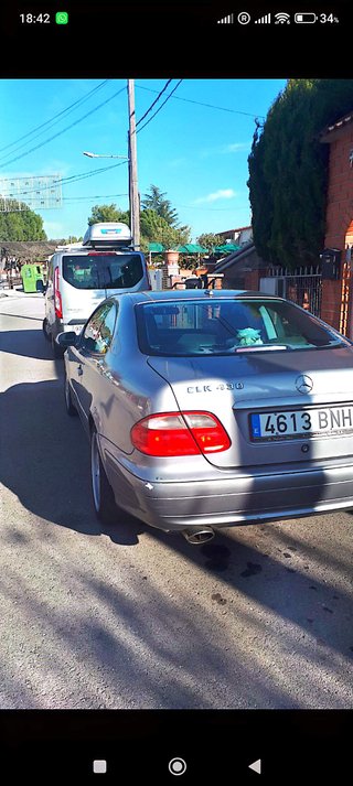 Mercedes-Benz  CLK 2001