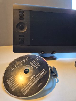 Wacom Intuos Pro Small PTH-451