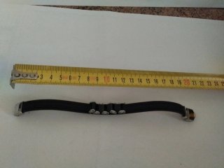 Pulsera de cuero y eslabones plateados