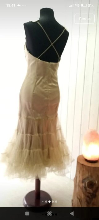 Vestido camel lentejuelas y tul