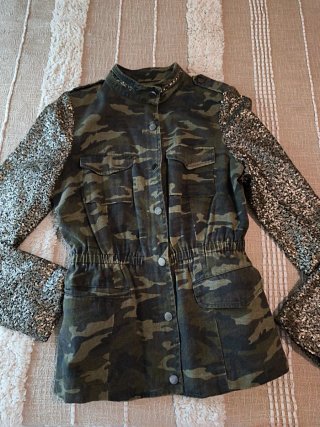 Cazadora Camuflaje Lentejuelas Talla 40