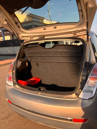 Lancia Ypsilon 2011