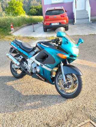 Kawasaki ZZR 600
