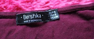 Top deportivo Bershka burdeos