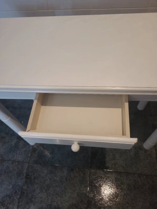 Mesa de cocina blanca extensible