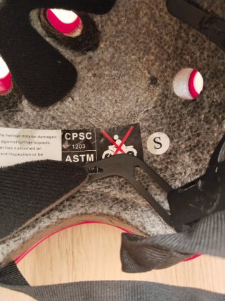 Casco bici infantil mariquita