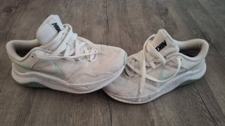 Zapatillas Nike niña blancas y verde agua