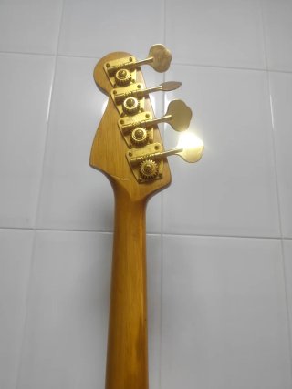 Bajo Eléctrico P-Bass Madera Natural