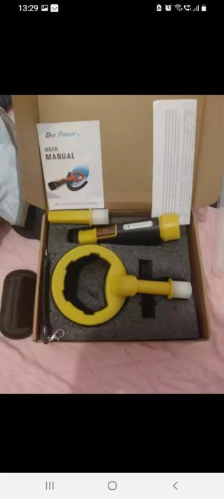 Detector de Metales Sumergible Amarillo